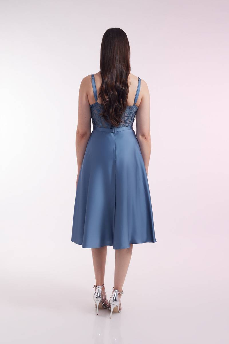 Laona PORTRAIT OF A LADY DRESS Besticktes Midikleid aus Satin 2025