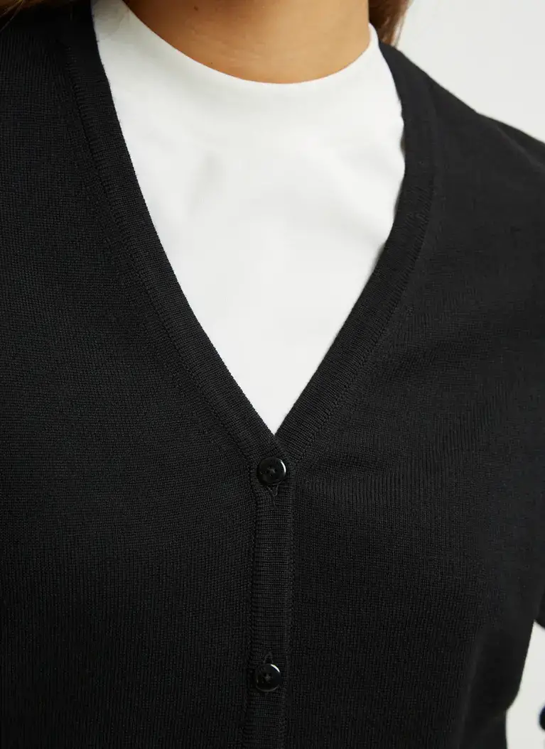 Maerz Muenchen Strickjacke100% MerinowolleArt. Nr. 200900-595 Bis zu 60% Rabatt