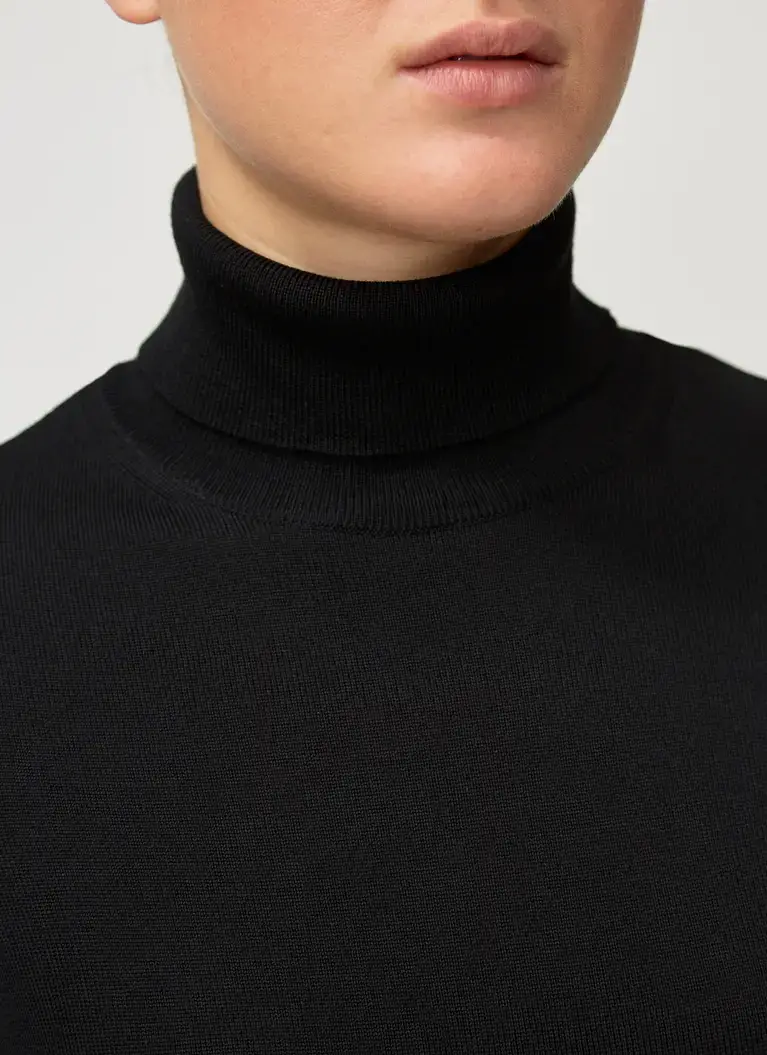 Maerz Muenchen Rollkragenpullover100% MerinowolleArt. Nr. 301600-595 Großer Ausverkauf
