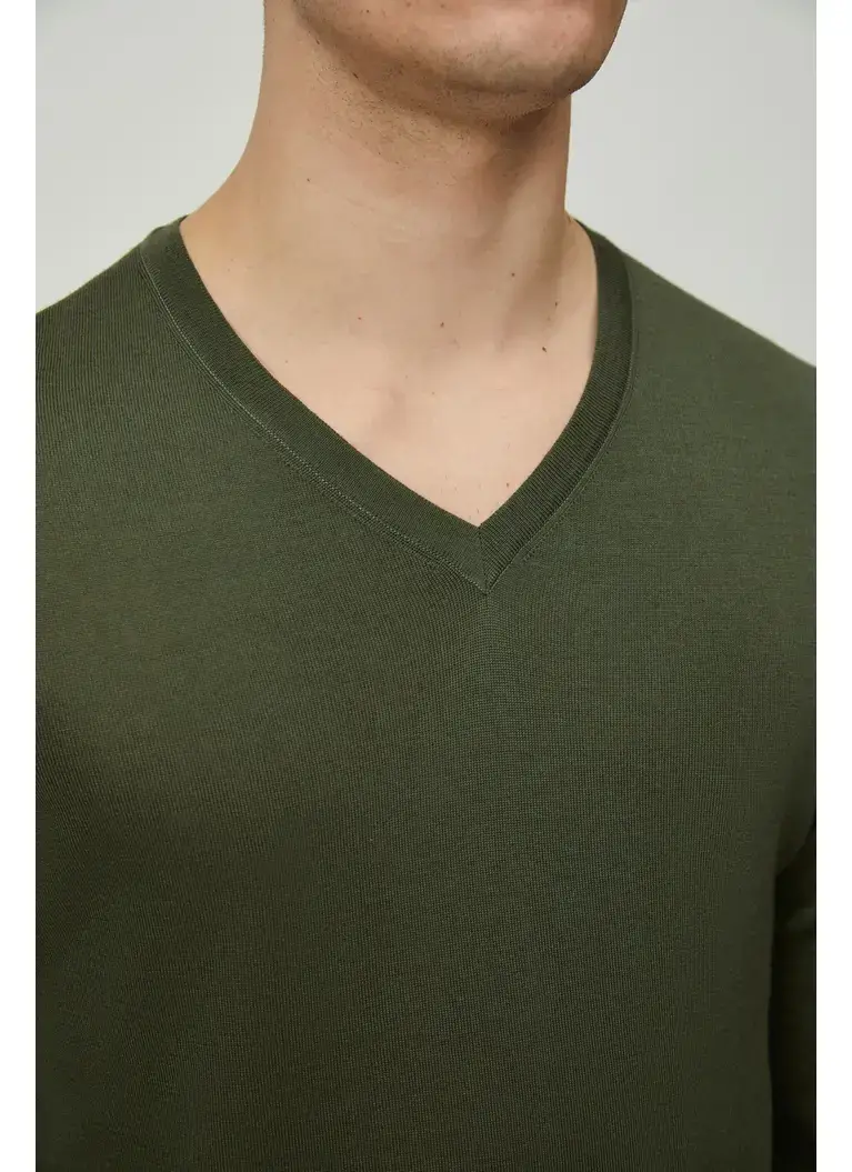 Maerz Muenchen V-Pullover100% MerinowolleArt. Nr. 403800-297 Top Angebot