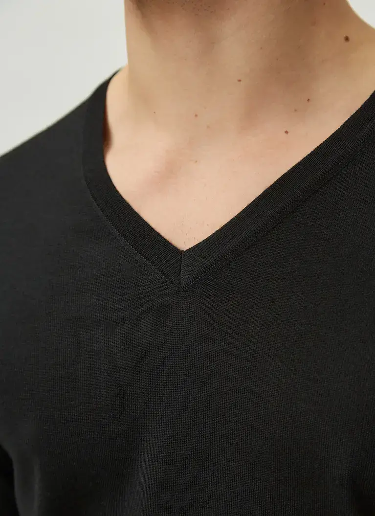 Maerz Muenchen V-Pullover100% MerinowolleArt. Nr. 403800-595 Begrenzte Freigabe