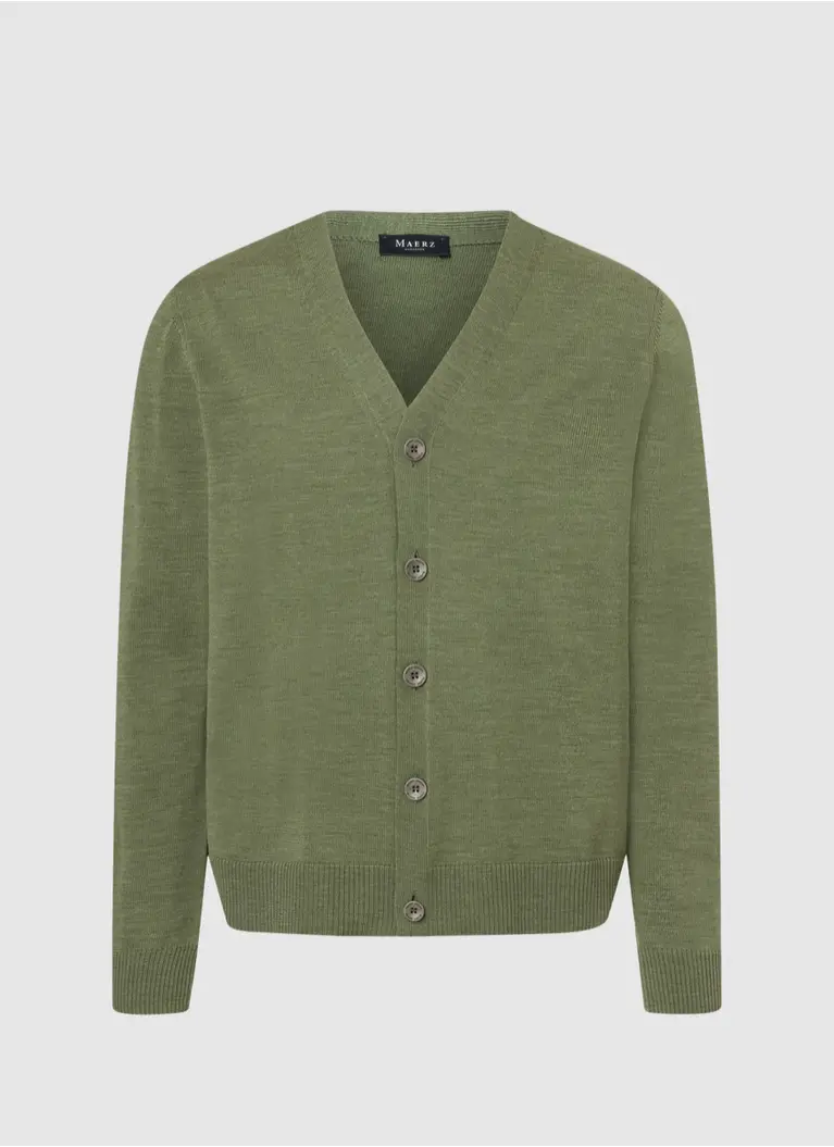 Maerz Muenchen Strickjacke100% MerinowolleArt. Nr. 590800-228 Im Verkauf