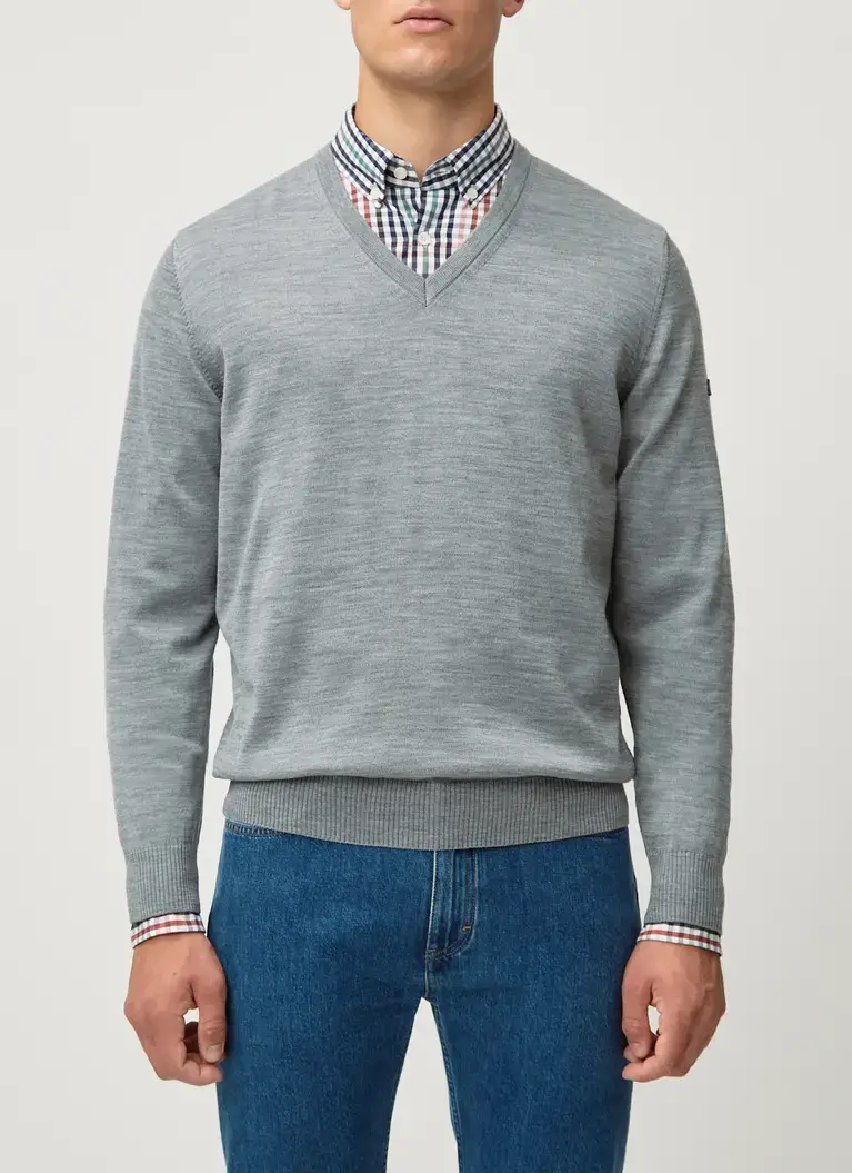 Maerz Muenchen V-Pullover100% MerinowolleArt. Nr. 490400-544 2025