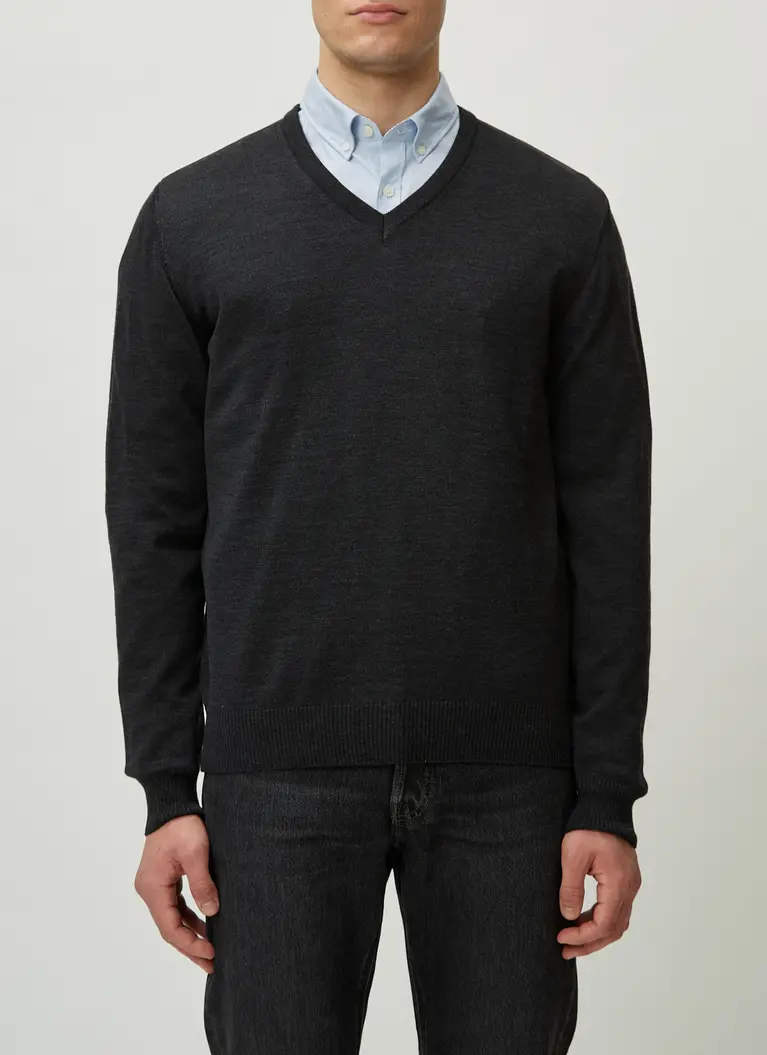 Maerz Muenchen V-Pullover100% MerinowolleArt. Nr. 490400-591 Vatertagsangebot