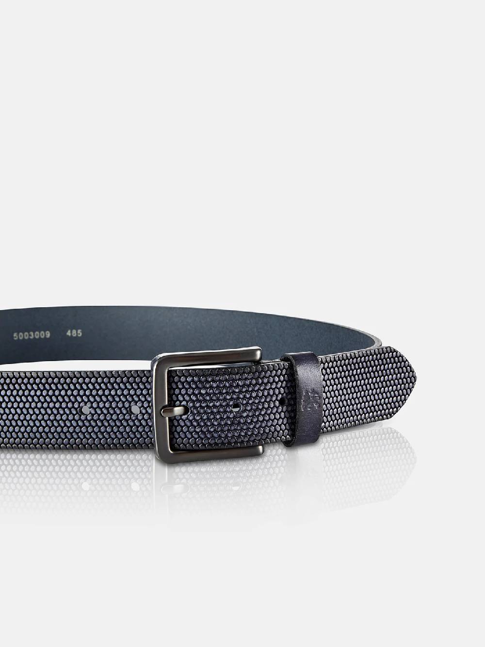 Lerros 5003009 RIEM *LEWIS* VAN BUFFELLEER MET RELIËF (485 CLASSIC NAVY) Schlussverkauf