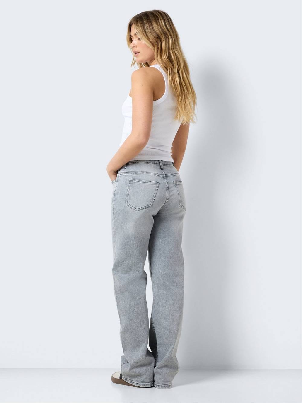 NOISY MAY NMYOLANDA NM WIDE JEANS NOOS (Light Grey Denim) Tiefpreis