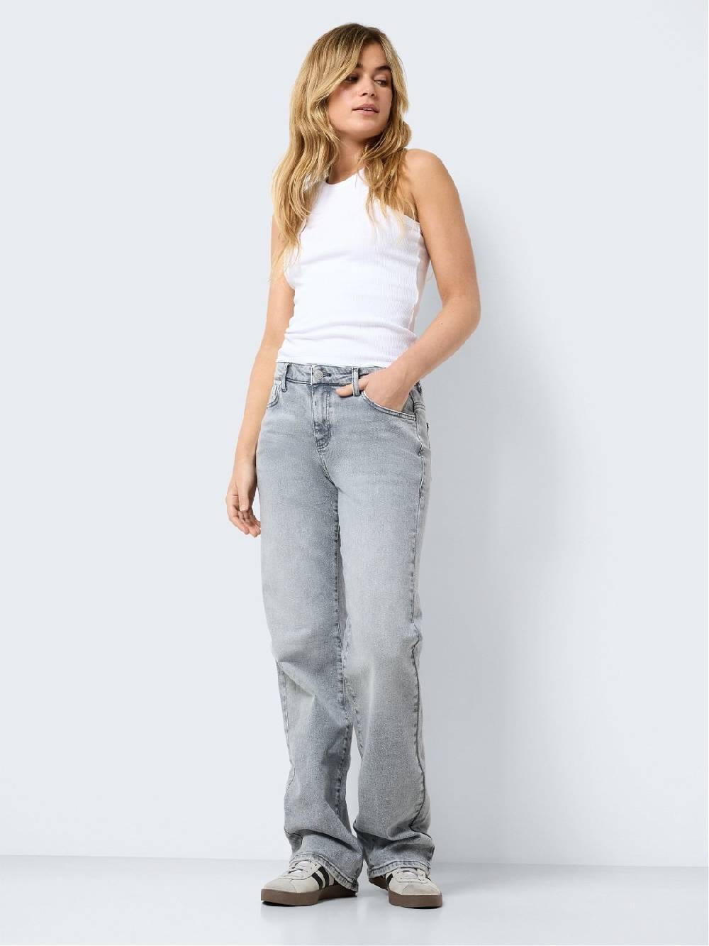 NOISY MAY NMYOLANDA NM WIDE JEANS NOOS (Light Grey Denim) Tiefpreis