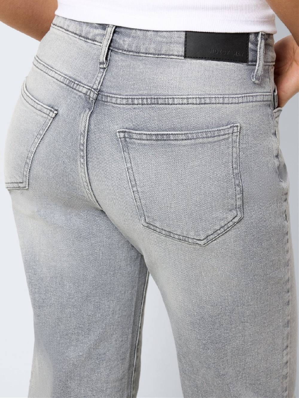 NOISY MAY NMYOLANDA NM WIDE JEANS NOOS (Light Grey Denim) Tiefpreis