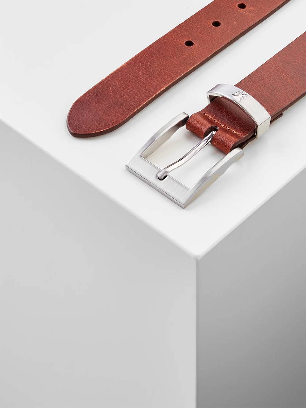 Lerros 5003007 RIEM MET METALEN ELEMENTEN (740 COGNAC) Cyber Monday
