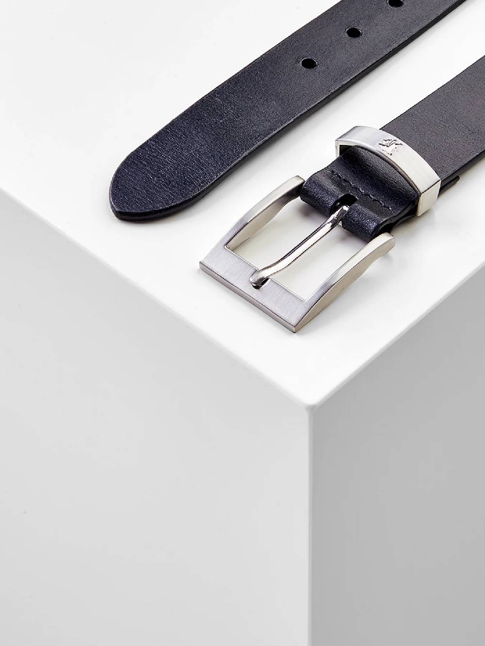 Lerros 5003007 RIEM MET METALEN ELEMENTEN (290 BLACK) Weihnachtsangebot