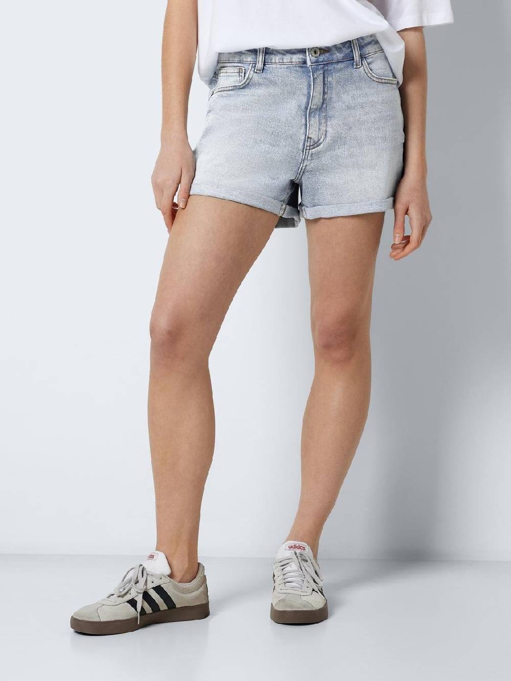 NOISY MAY NMMONI HW SHORTS AZ360 BL NOOS LIGHT BLUE DENIM Sonderangebote