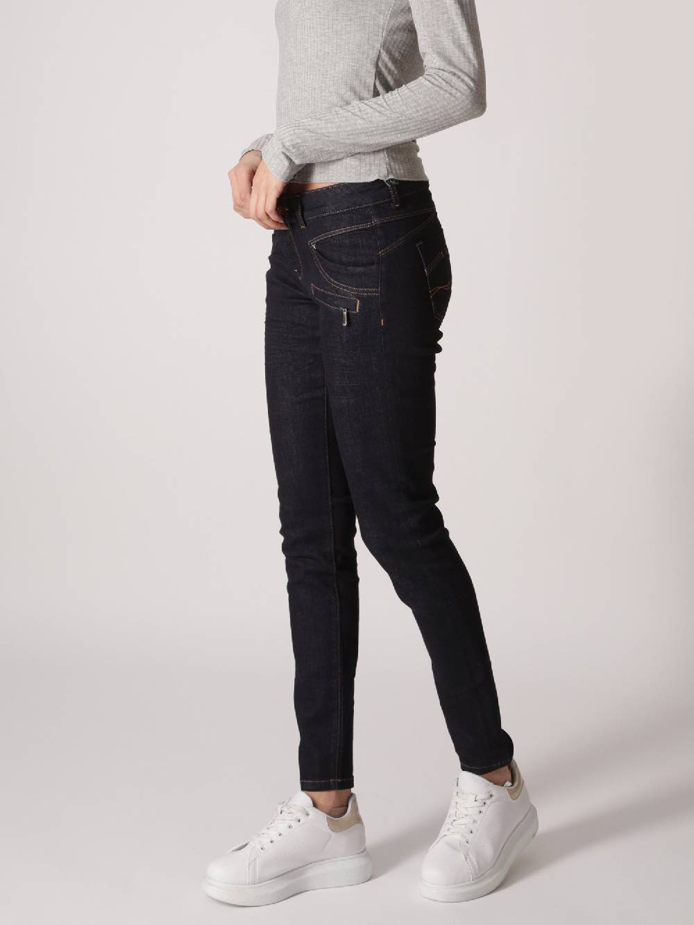 M.O.D SUZY Skinny Raw Denim Valentinstagsangebot