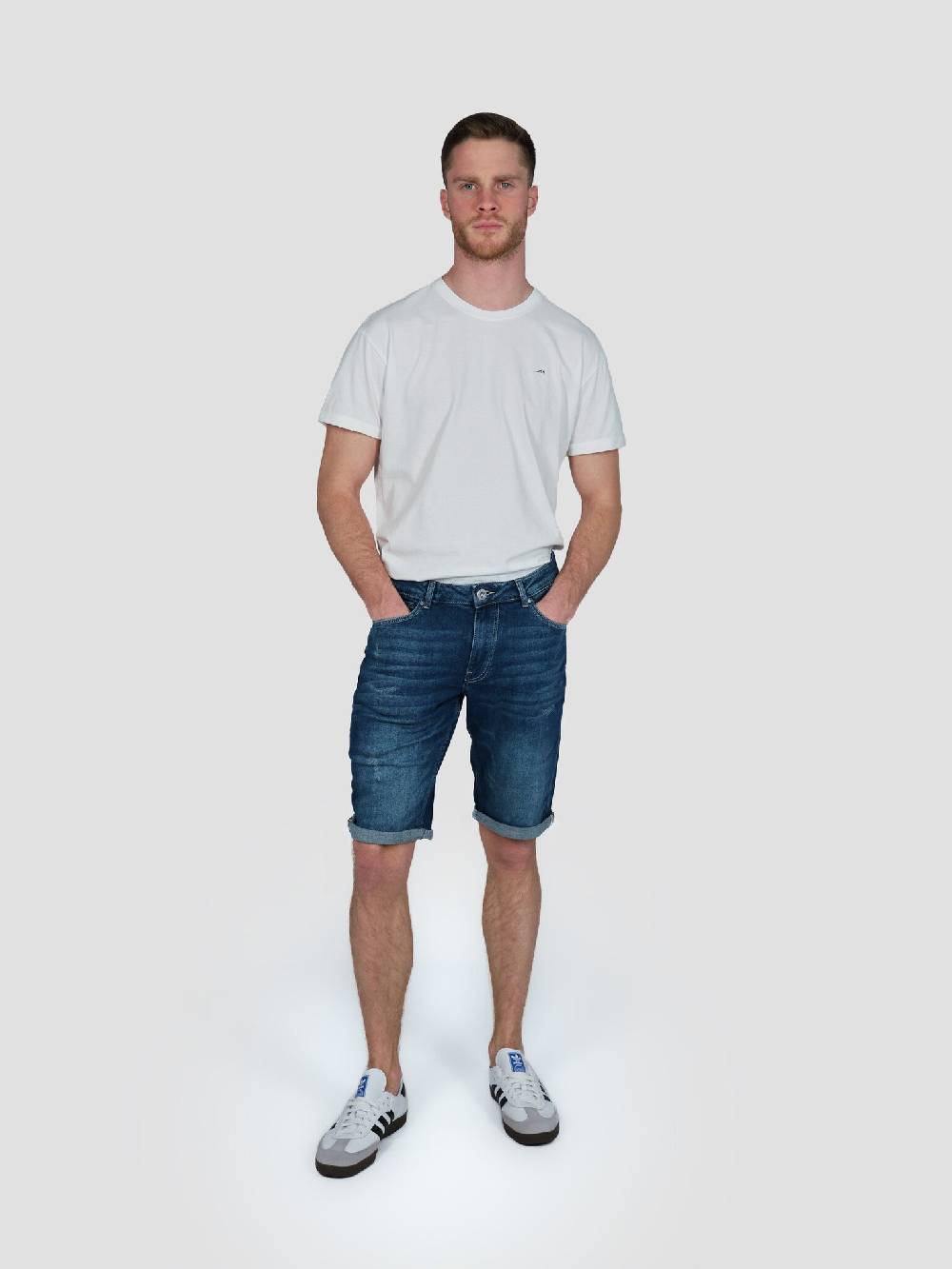 M.O.D TREVOL SHORTS SP24-1013 (absent blue 3990) Rabatt