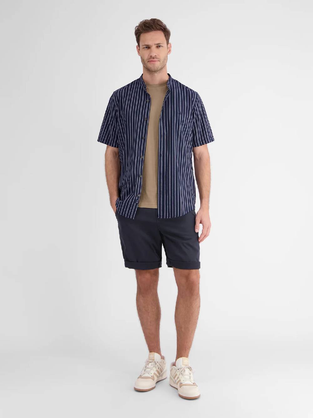 Lerros 2439213 T12 Hose Kurz (485 Classic Navy) Kauf eins, bekomm eins gratis