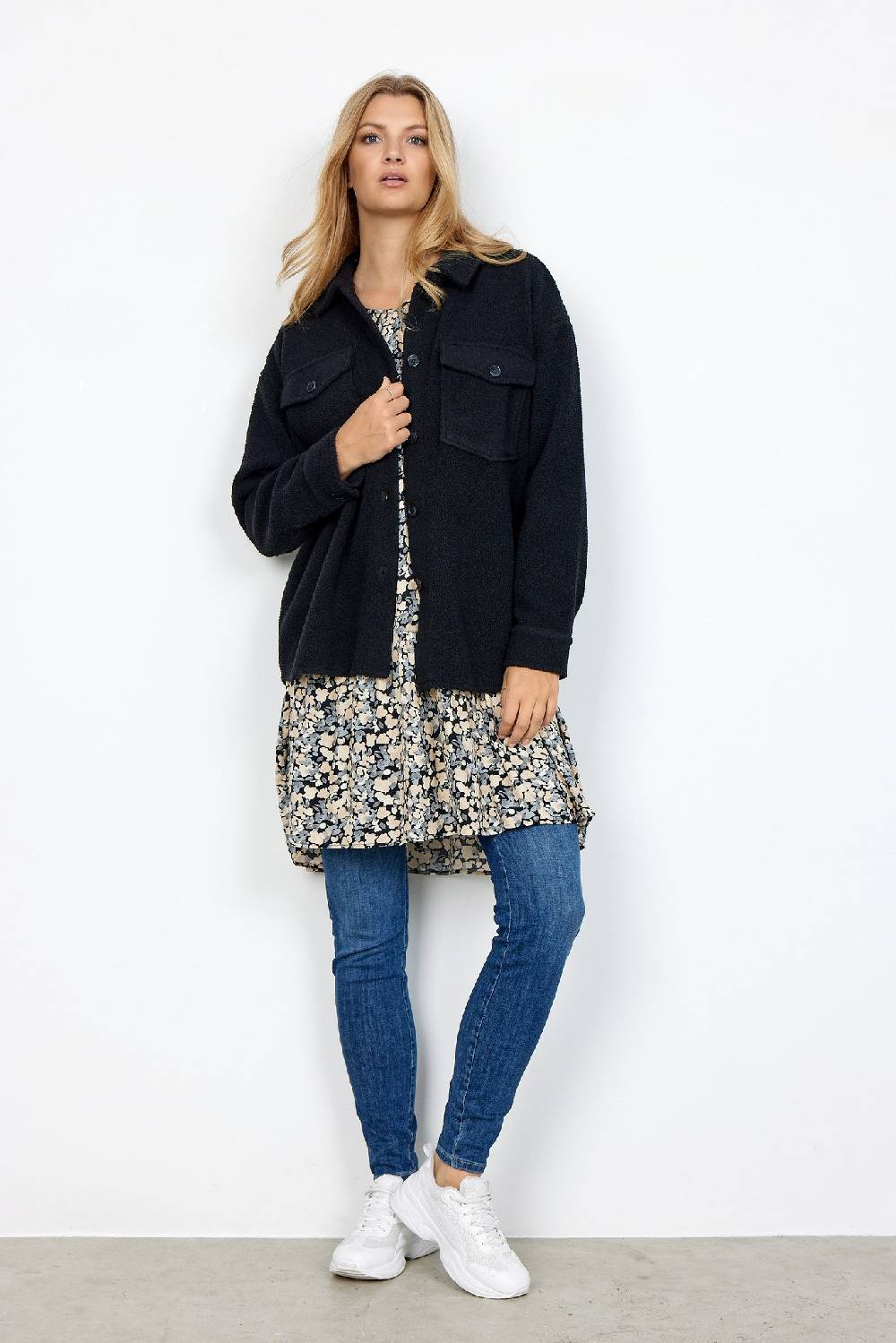 Soya Concept SC-TRINE 7 SHIRT (9999 BLACK) Begrenzte Freigabe