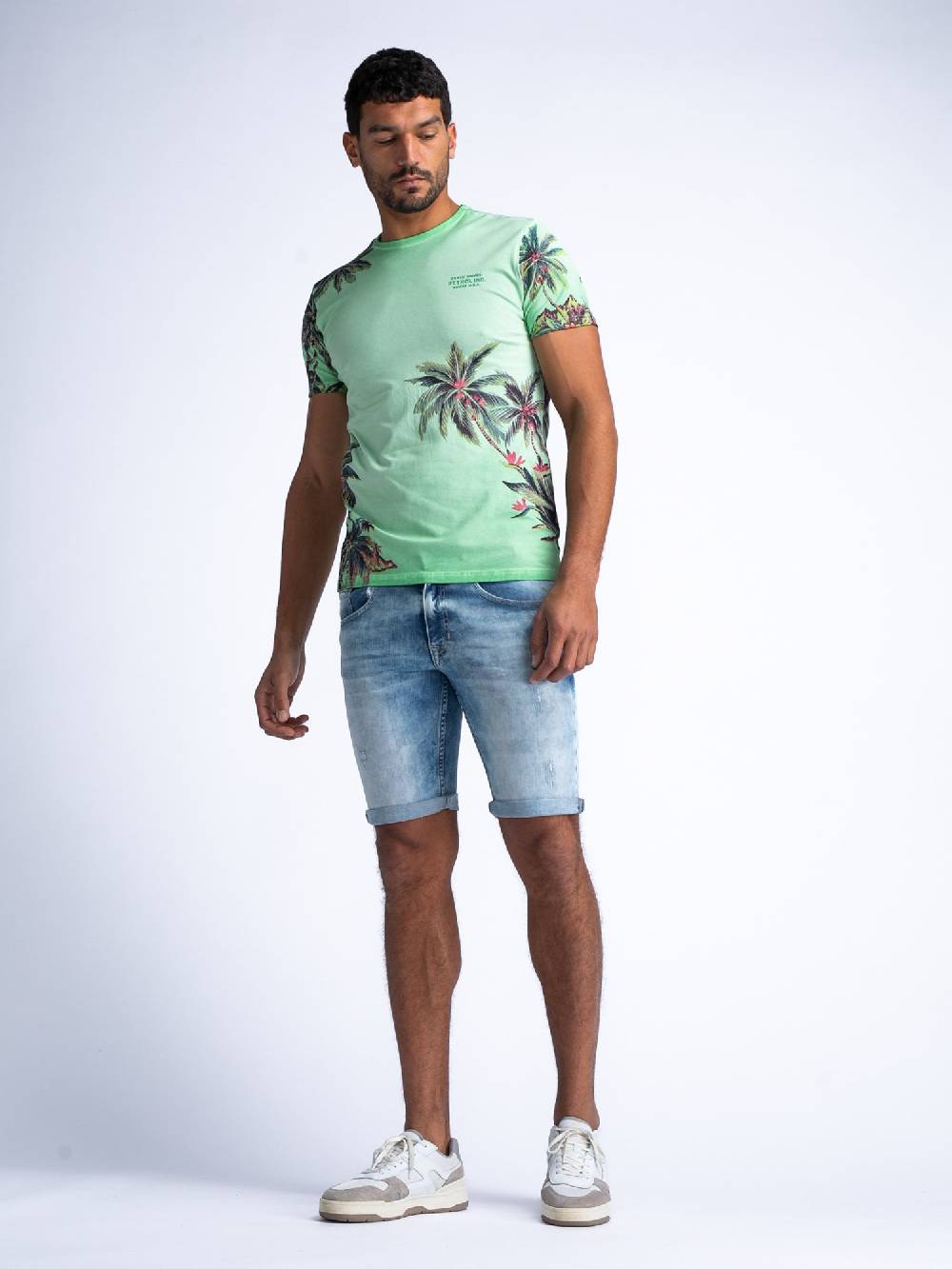 Petrol BLIZZARD DENIM SHORT RELAXED FIT M-1040-SHO003 (light indigo 5713) Fabrikverkauf