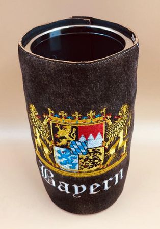 ﻿Pezzo D'oro Bergheimer Weinkühler bestickt mit Bayernwappen, Ledermanschette (echt Leder ),Trachtenoptik Valentinstagsangebot