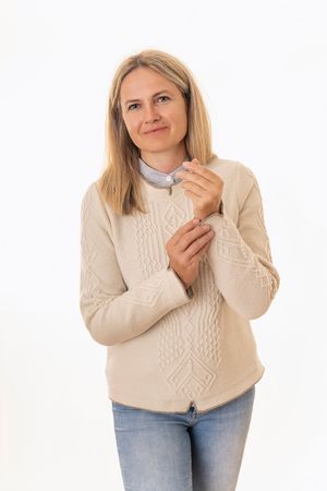 Pezzo D'oro edler Damenwollpullover wollweiss,Trachtenpulli reine Merinowolle, Große Rabatte