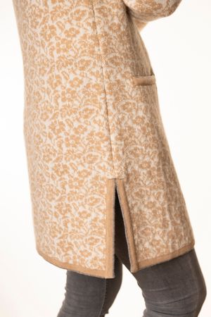 Pezzo D'oro Pezzo D&#039;oro Strickmantel offwhite/camel, Gehrock, reine Merinowolle, Strickhülle Räumungsverkauf