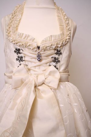 Pezzo D'oro Babydirndl,Taufkleid,Blumenstreudirndl,creme,bestickt Kostenlose Rückgabe