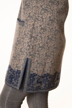 Pezzo D'oro Pezzo D&#039;oro Strickmantel in grau/blau gemustert, reine Wolle, hergestellt in Bayern, dicker warmer Wollmantel für Outdoor VIP-Rabatte