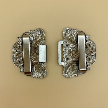 Pezzo D'oro Trachten Schürzenschließe, Ornamente oval,altsilber 2 tlg Nur für heute