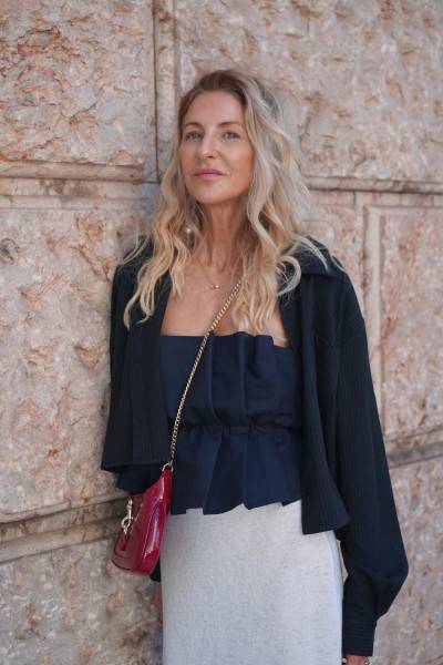 Sosue Pleat top Navy Nur für heute
